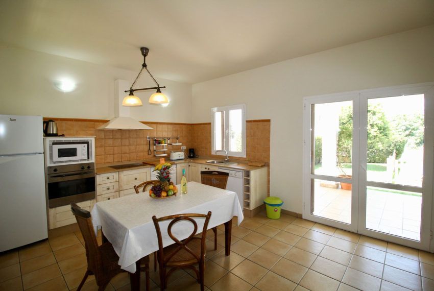 Casa Blanca Fortuna - Holiday house in Dehesa de la Villa for rent - kitchen