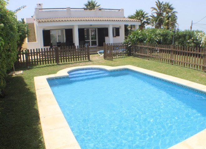 Casa Blanca Sol - Holiday house in Dehesa de la Villa for rent - pool - Holiday home with pool - Ferienhäuser mit Pool - Casas vacacionales con piscina