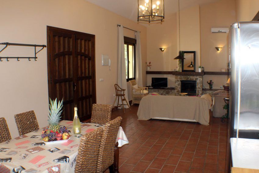 Media Luna - Holiday house in Dehesa de la Villa for rent - living room - dining area