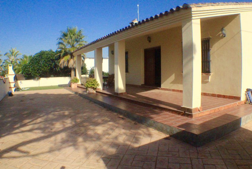 Media Luna - Holiday house in Dehesa de la Villa for rent - house - parking space