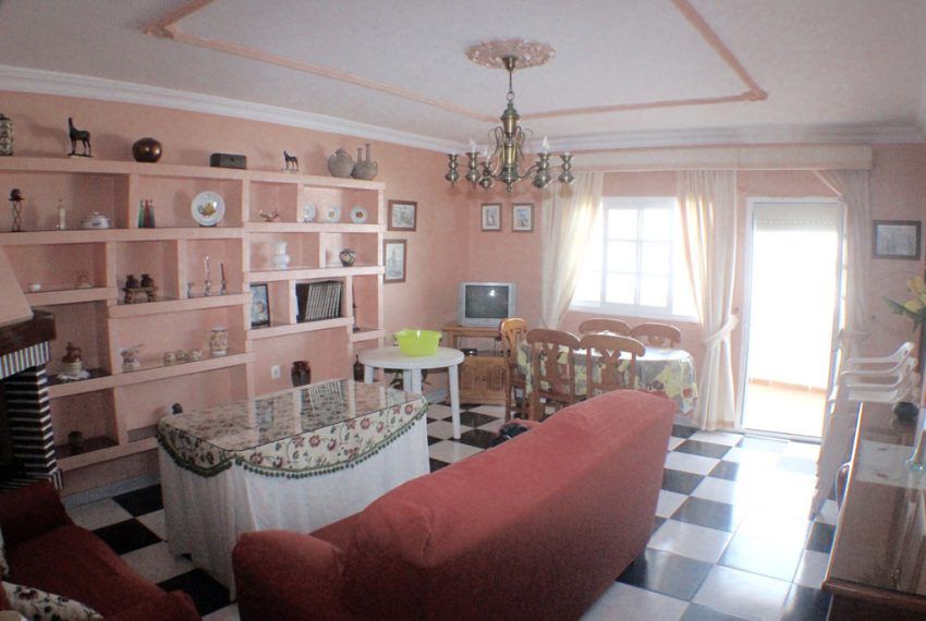 Town-house - in Conil de la Frontera for rent - living room - dining area