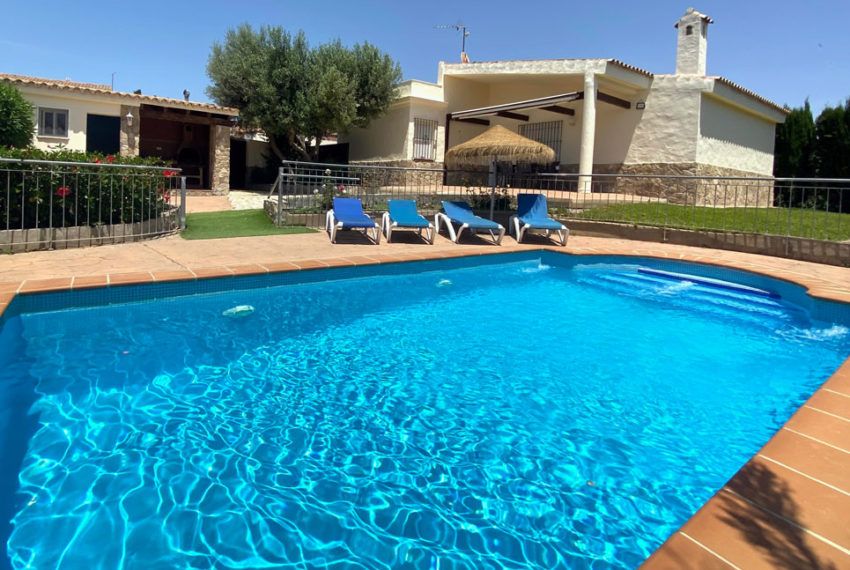 Casa Euchenia - Holiday house in Fuente del Gallo for rent - pool - house