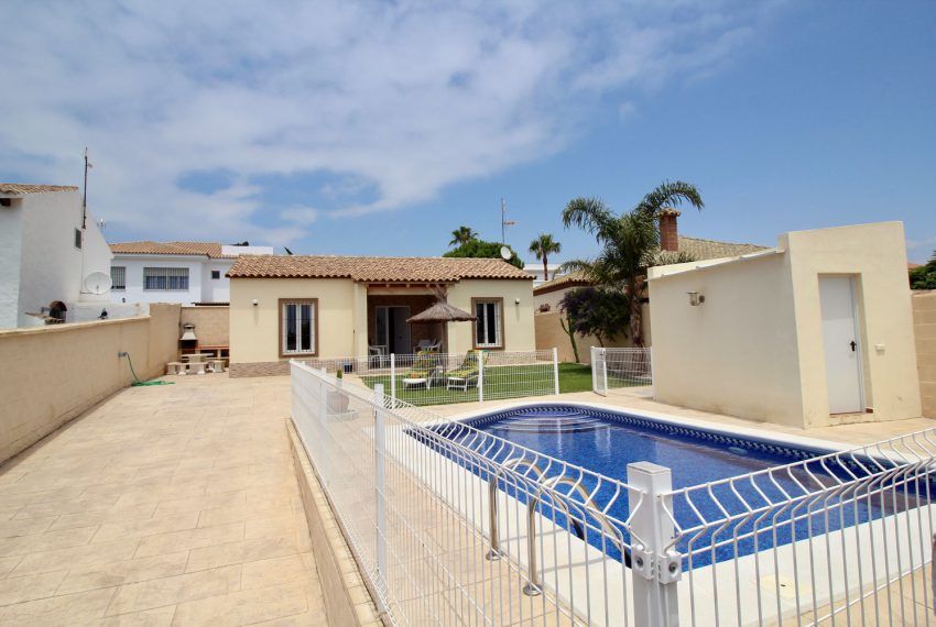 Casa Palillero Sol - Holiday house in Fuente del Gallo for rent - pool - house