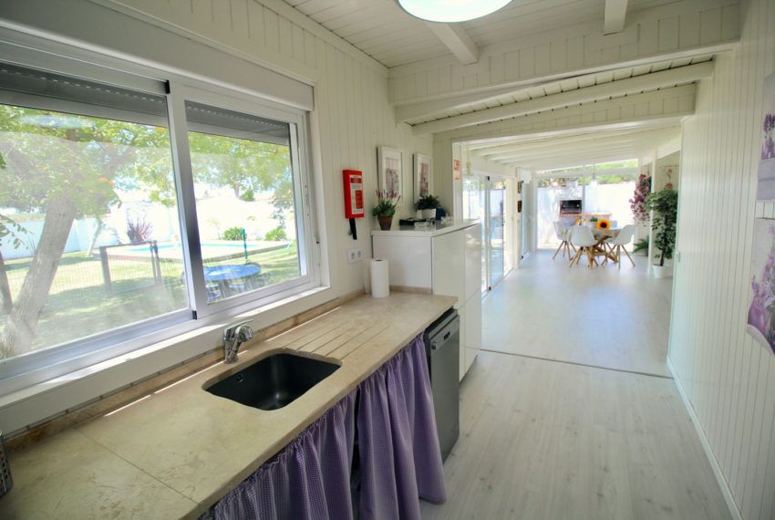 Casa Elvira - Holiday house in Mayorazgo-Conil de la Frontera for rent - kitchen - dining area