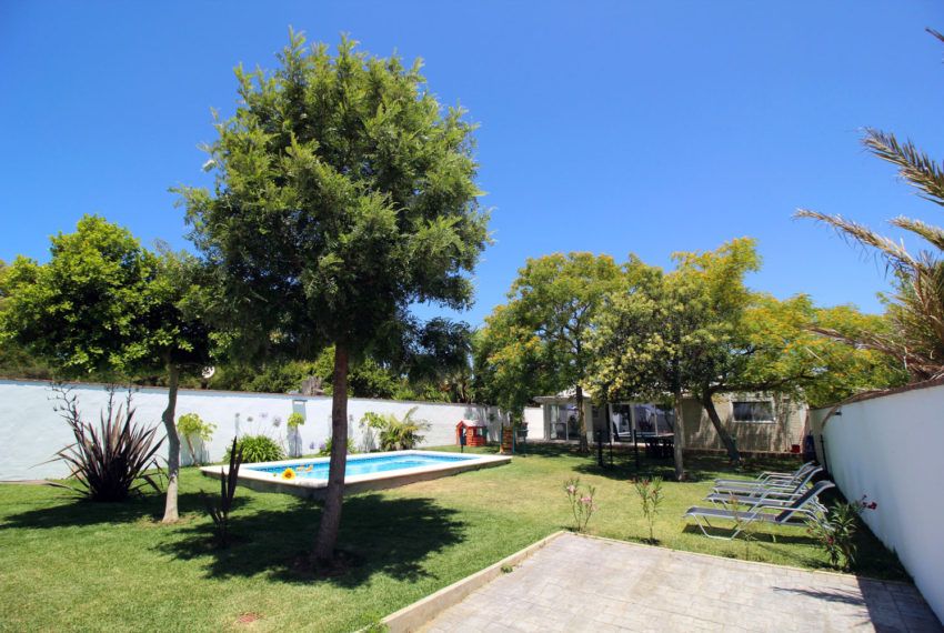 Casa Elvira - Holiday house in Mayorazgo-Conil de la Frontera for rent - pool - garden - house