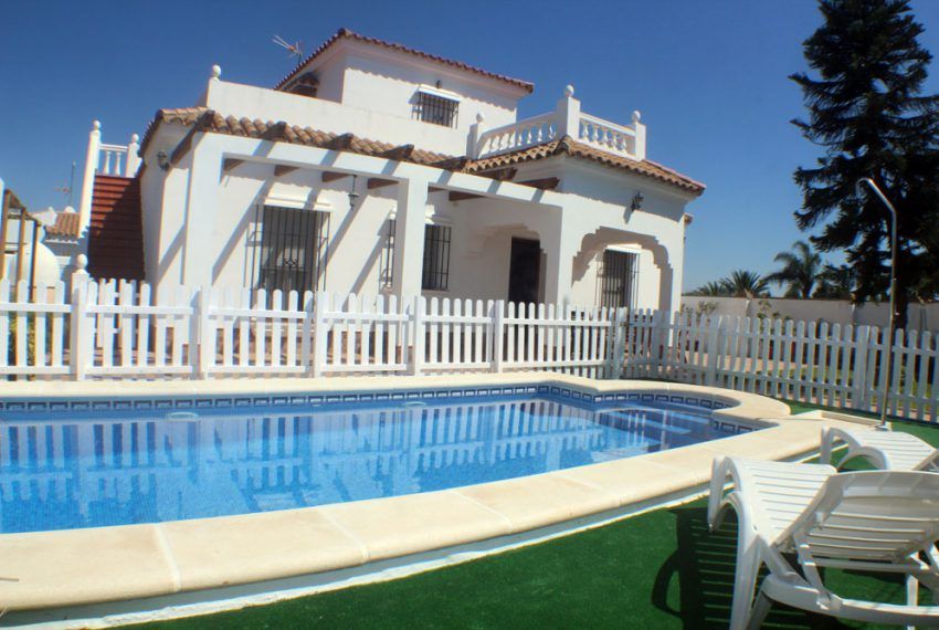 Villa Roma - Holiday house in Roche Viejo for rent - house - pool