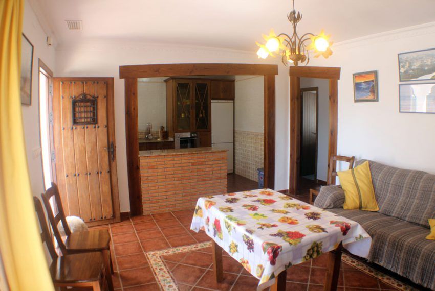 Villa Roma - Holiday house in Roche Viejo for rent - living room - dining area - kitchen