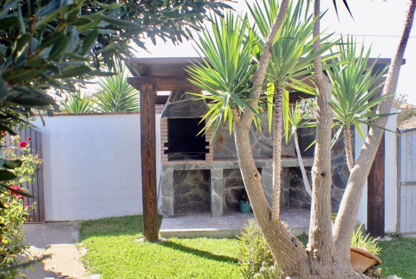 Casa Villa Nueva No.1 - Holiday house in El Colorado for rent - barbecue area