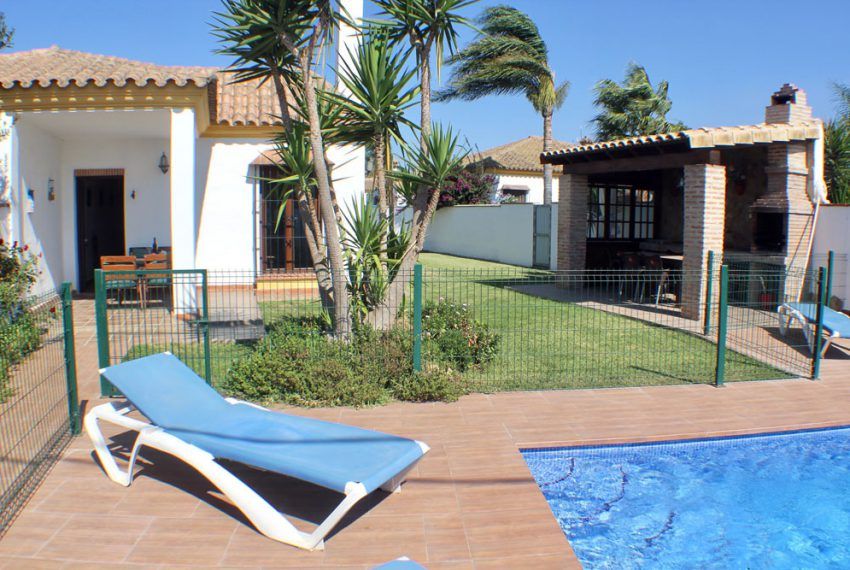 Casa Villa Nueva No.2 - Holiday house in El Colorado for rent - pool - house - barbecue place