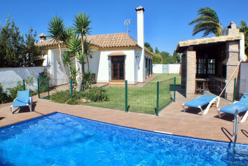 Casa Villa Nueva No.2 - Holiday house in El Colorado for rent - pool - house - barbecue place