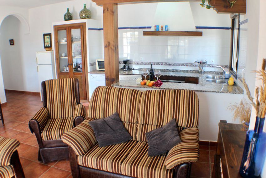 Casa Villa Nueva No 3 - Holiday house in El Colorado for rent - living room - kitchen