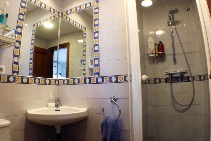 Apartment Pepe - in Zahara de los Atunes for rent - bathroom 2