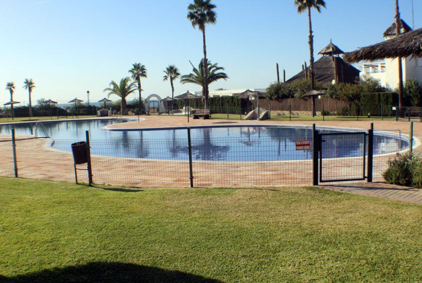 Apartment Pepe - in Zahara de los Atunes for rent - communal pool