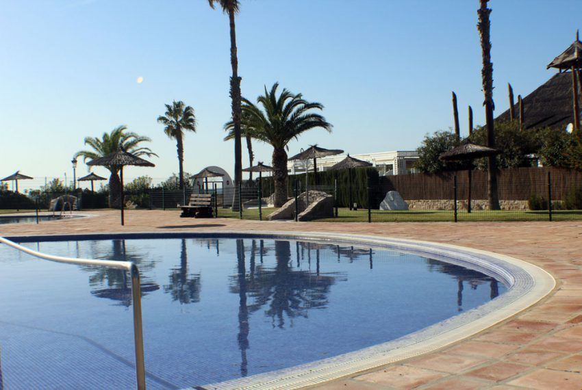 Apartment Pepe - in Zahara de los Atunes for rent - communal pool