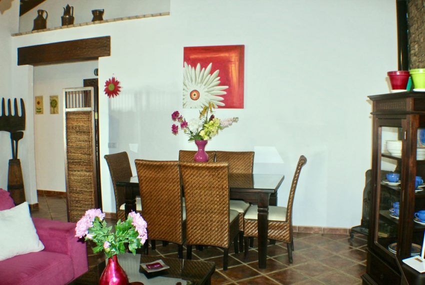 Casa Roció - Holiday home in Roche Viejo for rent - dining area