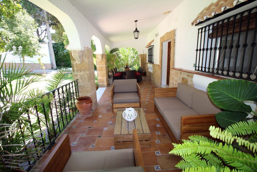 Villa Bonita - Holiday house by the sea in Fuente del Gallo for rent - terrace - entrance