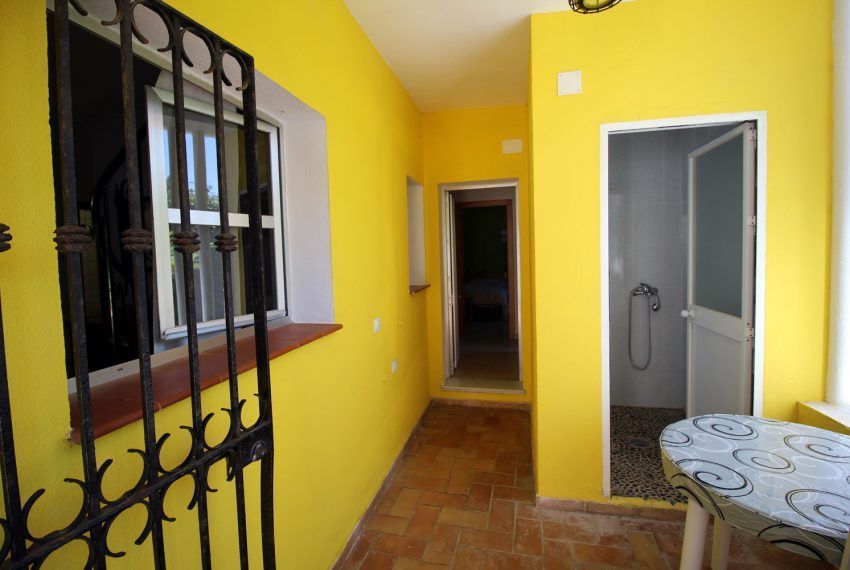 Villa Bonita - Holiday house by the sea in Fuente del Gallo for rent - inside terrace - bathroom