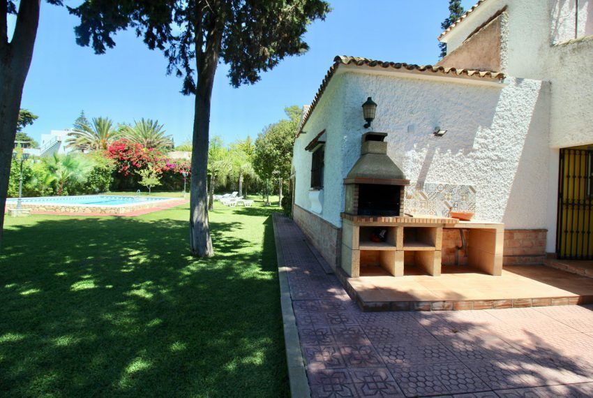 Villa Bonita - Holiday house by the sea in Fuente del Gallo for rent - barbecue place - garden