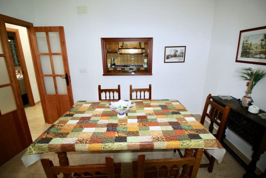 Villa Bonita - Holiday house by the sea in Fuente del Gallo for rent - dining area