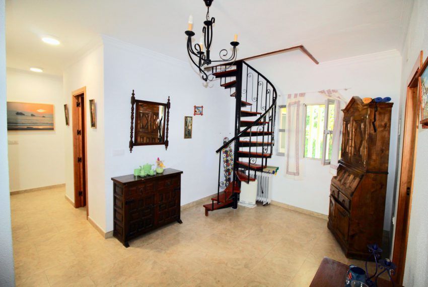 Villa Bonita - Holiday house by the sea in Fuente del Gallo for rent - corridor - stairs