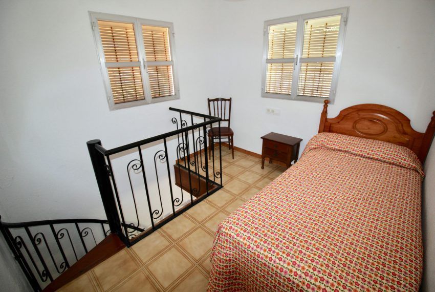 Villa Bonita - Holiday house by the sea in Fuente del Gallo for rent - single bedroom upstairs