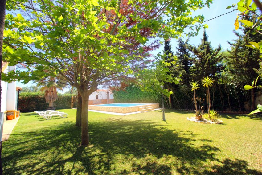 Casa Luna - holiday house in Roche Viejo for rent - garden - pool