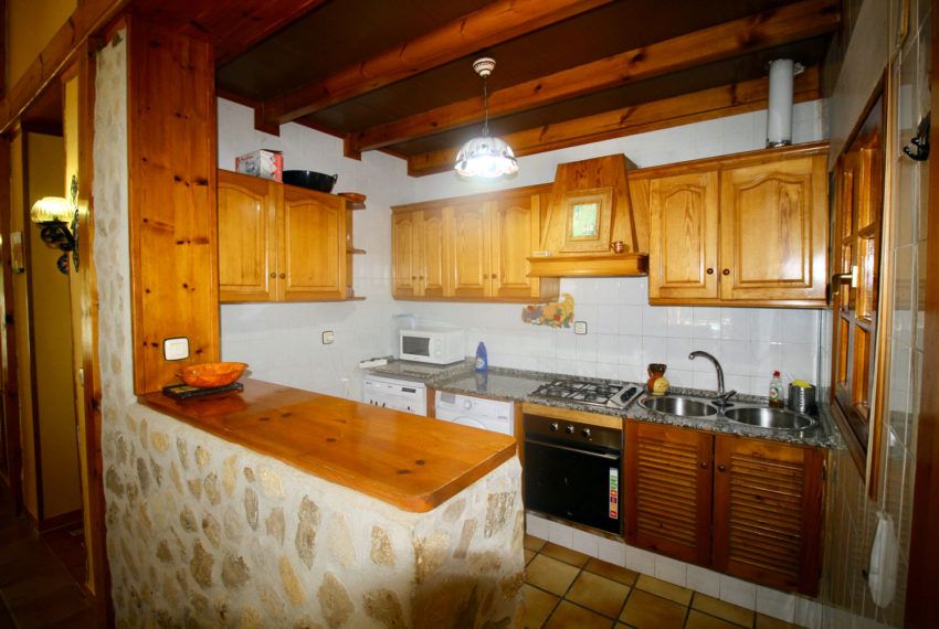 Casa Luna - holiday house in Roche Viejo for rent - kitchen