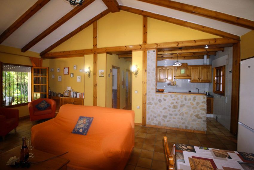 Casa Luna - holiday house in Roche Viejo for rent - living room - kitchen