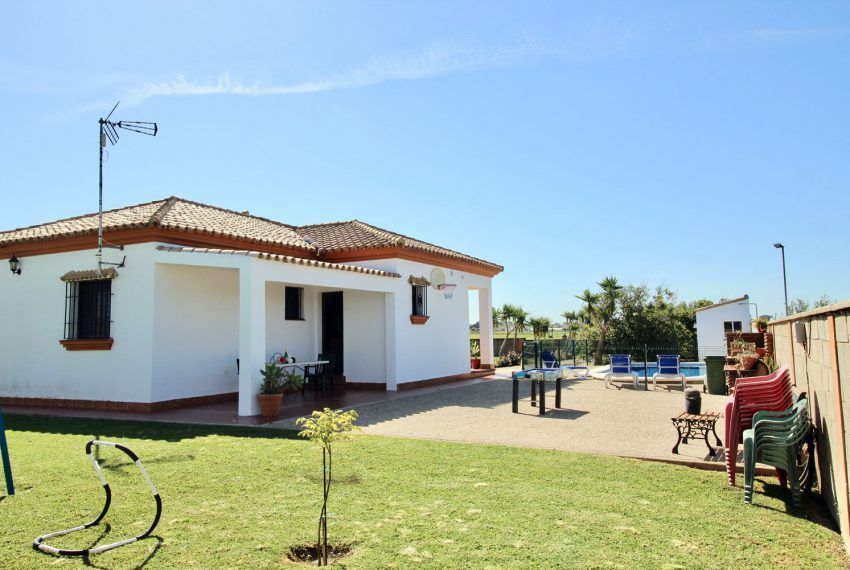 Casa Amaya - Holiday house in El Colorado for rent - garden - house - terrace