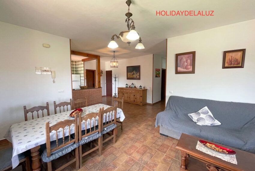 Casa Amaya - Holiday house in El Colorado for rent - dining area - living room